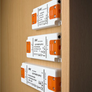 GOOBAY μετασχηματιστής LED 30000, 12V, 6W, IP20 2 12V