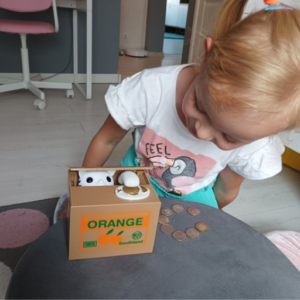 Κουμπαράς Γατούλα Διαδραστικό Παιχνίδι, Κλέφτης Νομισμάτων 3 10