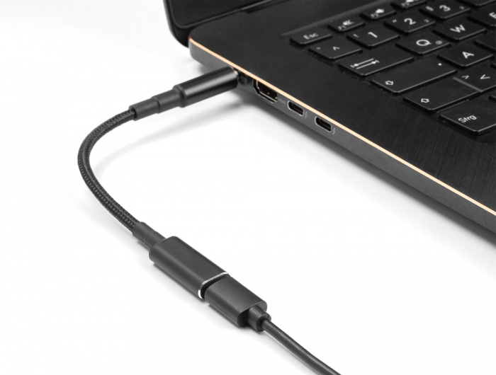 USB-C σε IBM 7.9×5.5mm USB-C σε IBM 7.9x5.5mm