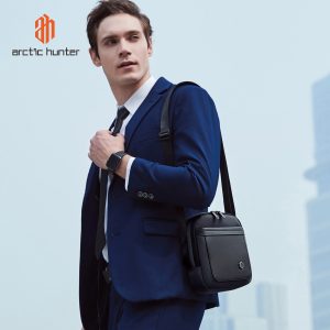 ARCTIC HUNTER τσάντα ώμου K00688, 2L, μαύρη 2 2L