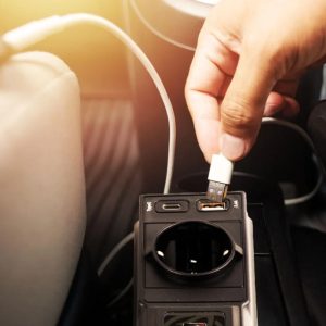 MANTA CAR INVERTER 12V/230V 200W 2 026 01 000193 6