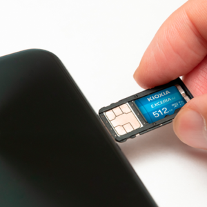 KIOXIA 4K MICRO SD 512GB WITH ADAPTER UHS I U3 V30 2 045 01 000383 3