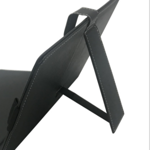 LAMTECH BLACK UNIVERSAL 10.1'-10.4' TABLET CASE WITH GR KEYBOARD & 3 USB TIPS 4 054 01 000343 3