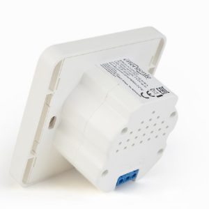 ENERGENIE AC WALL SOCKET WITH 2 PORT USB CHARGER 2,4A WHITE 4 072 01 001109 1