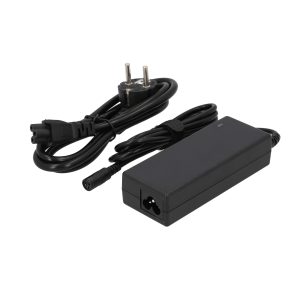 LAMTECH UNIVERSAL NOTEBOOK ADAPTER 90W 19V-20V 10 TIPS 2 089 01 000020 2 scaled 1