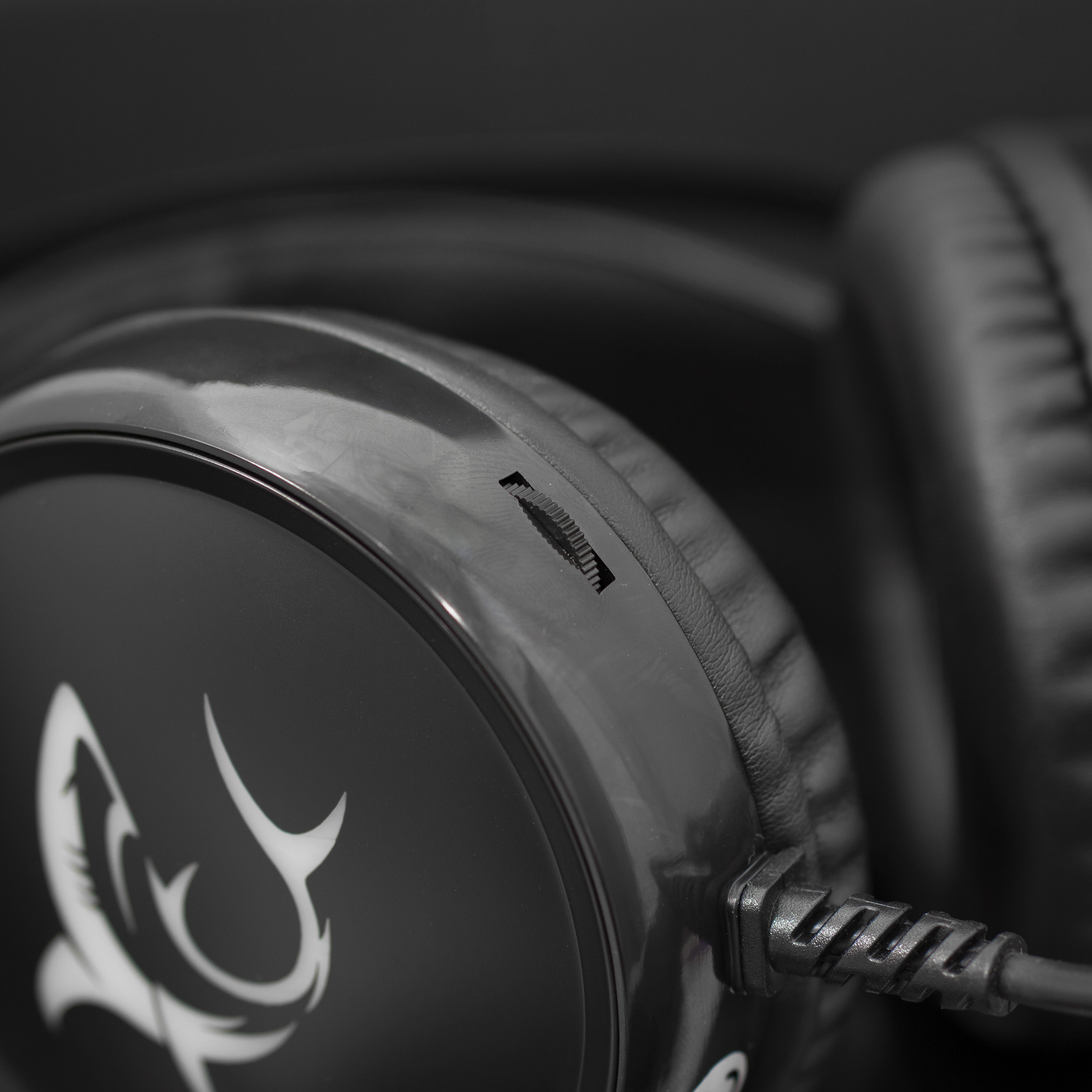 107-01-000242_4 107 01 000242 4