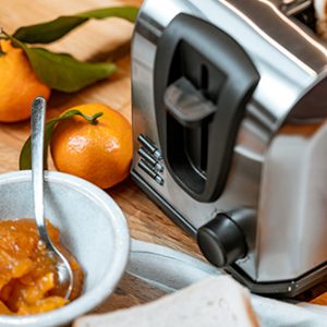 ADLER TOASTER WITH BUN GRID 3 120 01 000111 9