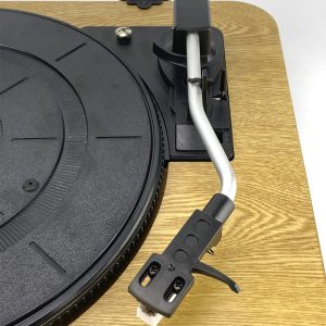 AIWA ALL IN ONE STEREO TURNTABLE WOOD 2 127 01 000011 5