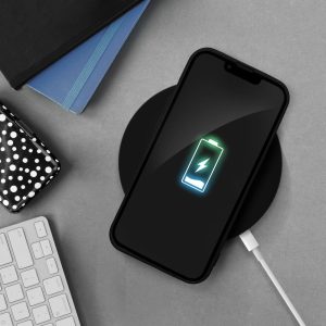 SILICONE case for IPHONE 16 Plus black 4 52de4aa3d34b5d90848a00b42050d958