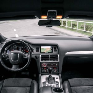 AIWA COMPACT CAR STEREO WITH BT AND USB 4CHx25W 3 IC 300BT 1