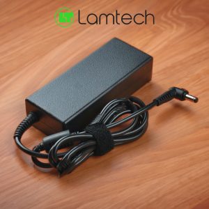 LAMTECH NOTEBOOK ADAPTER 90W TOSHIBA 19V4,74A 5,5x2,5mm 4 5mm