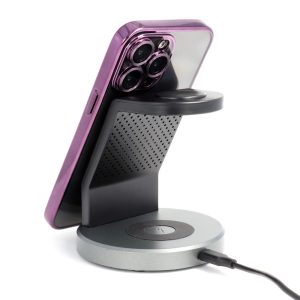 ELECTRO MAG COVER case compatible with MagSafe for IPHONE 17 deep purple 3 c0b509edb9e47f3a99d851e06a8bdd74