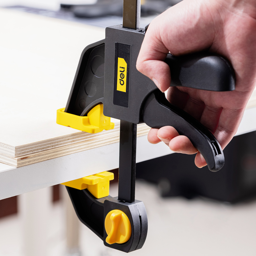 μαύρος μαύρος